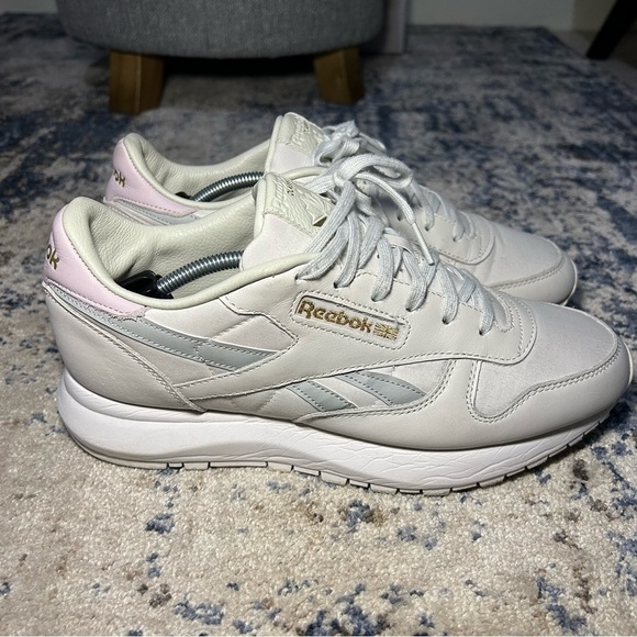 Reebok White Classic Leather SP Lace-Up Sneakers Size 10.5 - Picture 1 of 10